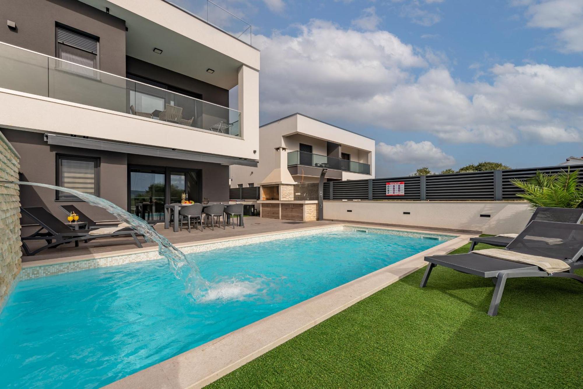 Villa Blue Sky 2 Zadarvillas Turanj Dış mekan fotoğraf